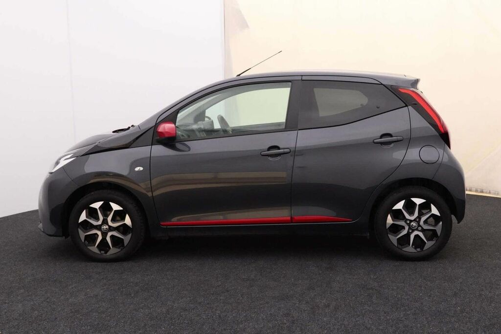 Toyota Aygo X 1.0 Aygo X-trend Vvt-i Grey #4