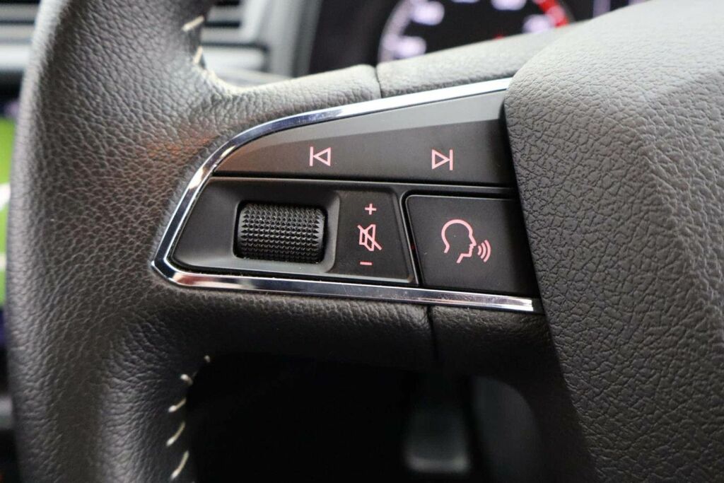 Seat Ibiza Xcellence Lux White #17