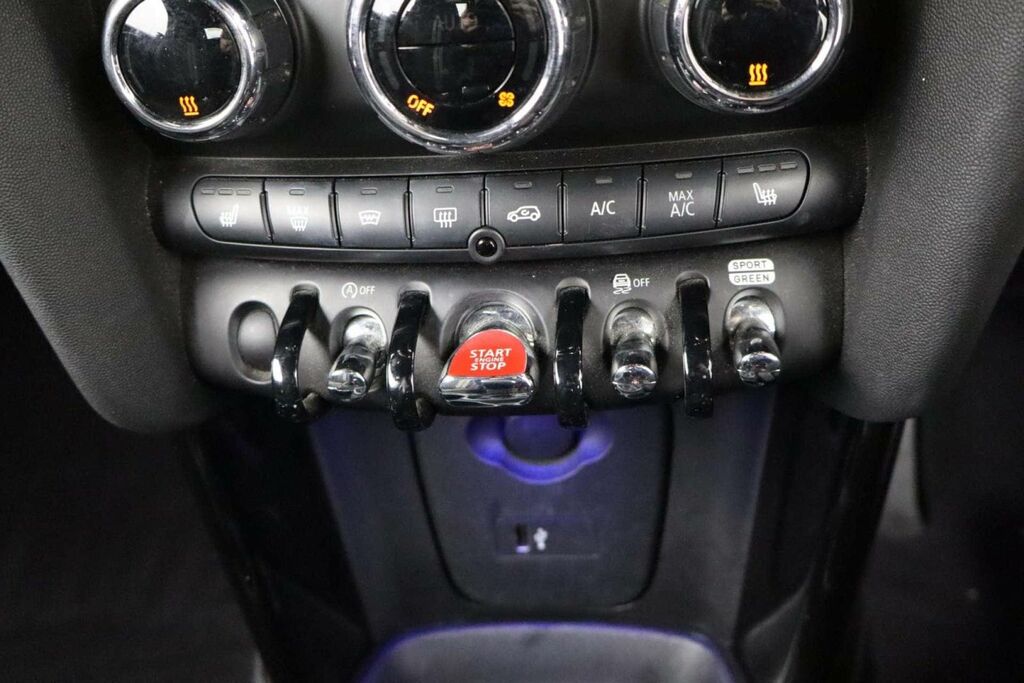 Mini Convertible 1.5 Cooper Exclusive Convertible Black #15