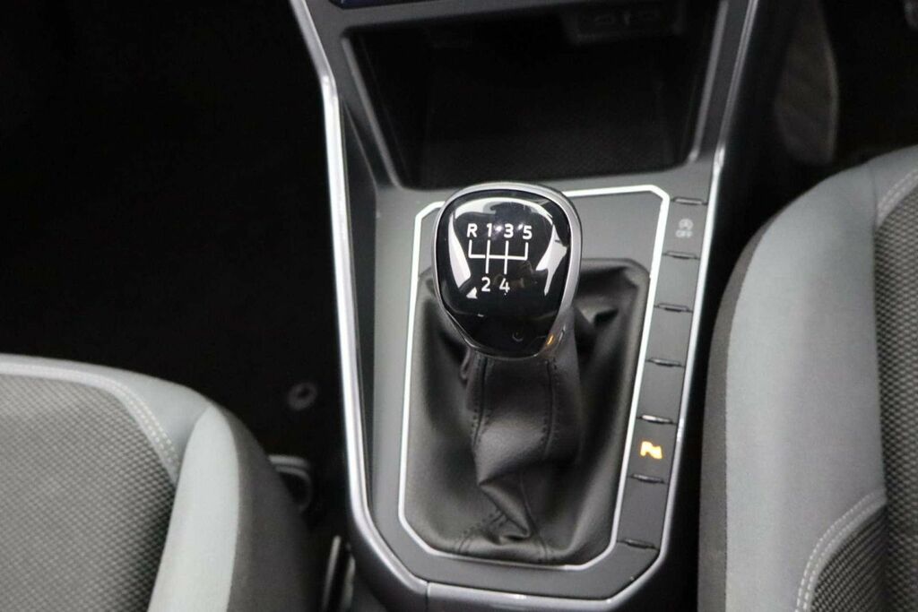 Volkswagen Polo Hatchback Black #16
