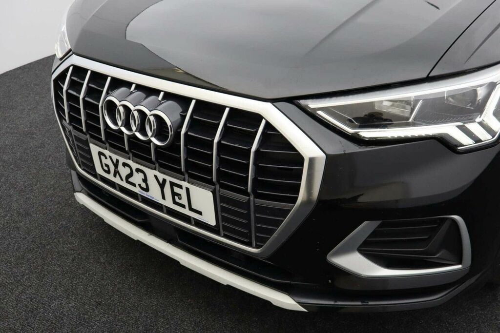 Audi Q3 1.5 Tfsi Cod 35 Black Edition Sportback Grey #31