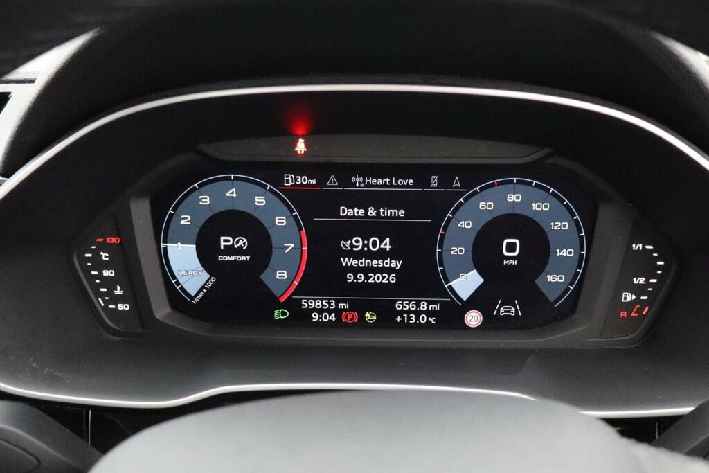 Audi Q3 1.5 Tfsi Cod 35 Black Edition Sportback Grey #16