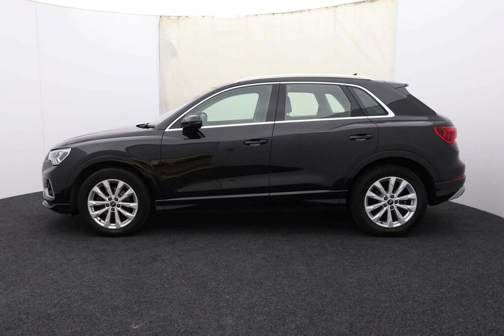 Audi Q3 1.5 Q3 Sport 35 Tfsi Mhev Black #4