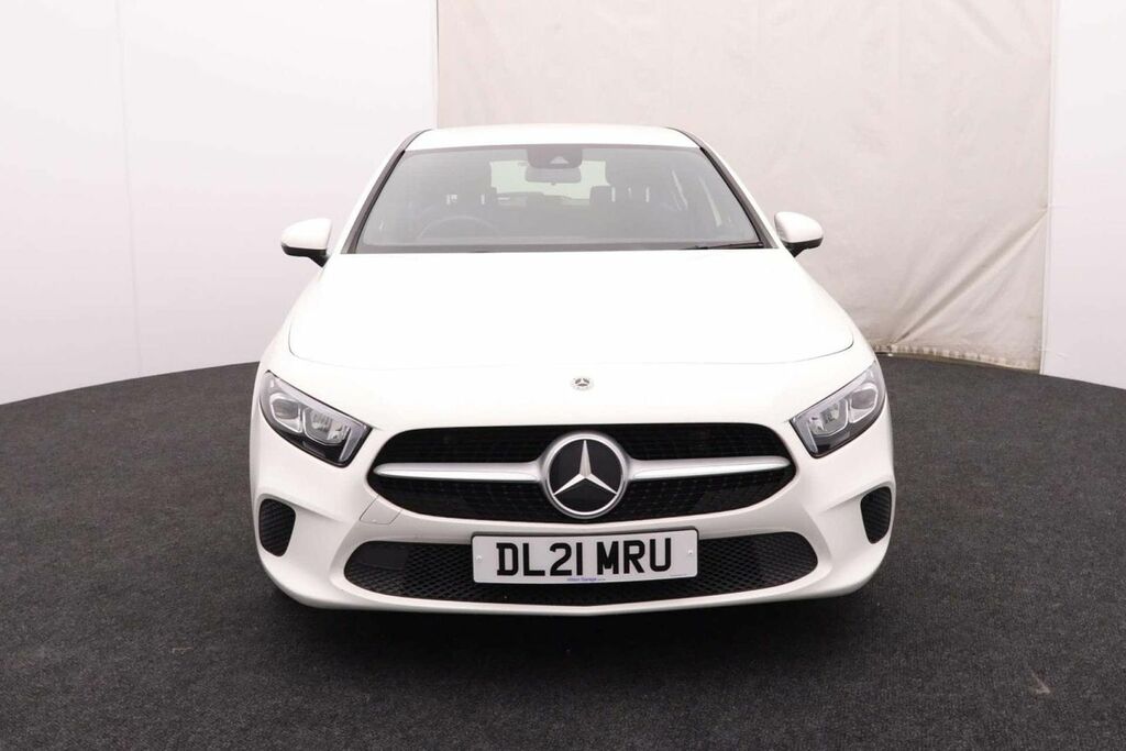 Mercedes-Benz A Class 1.3 A 180 Sport White #2