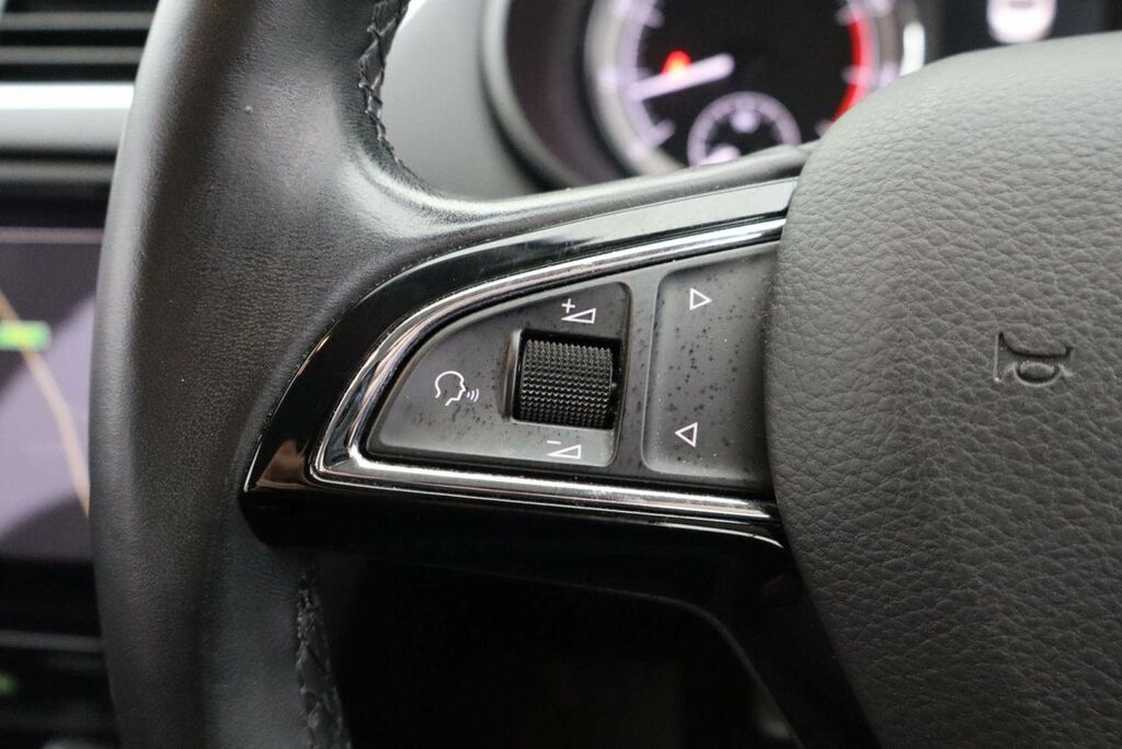 Skoda Octavia Estate Black #17
