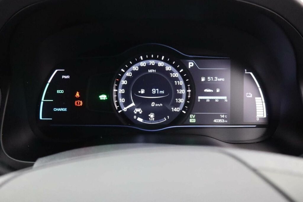 Hyundai Ioniq Hatchback Black #17