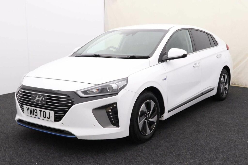 Hyundai Ioniq 1.6 Ioniq Premium Se Fhev White #3