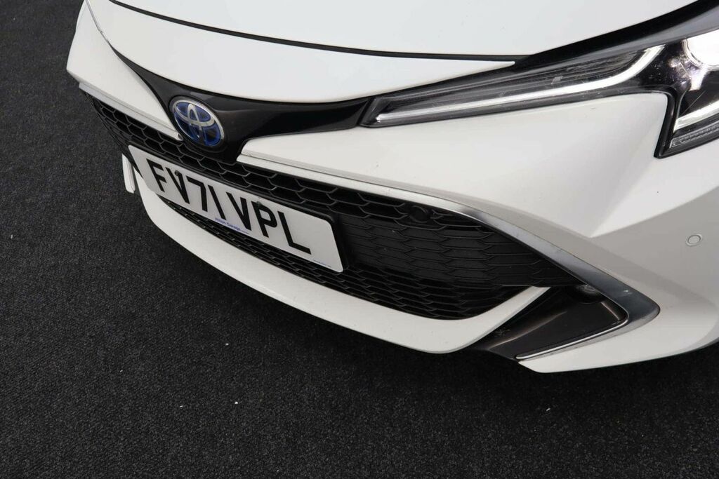 Toyota Corolla 1.8L Icon Grey #31