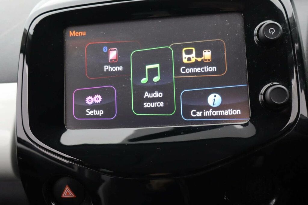 Toyota Aygo X X-press White #12