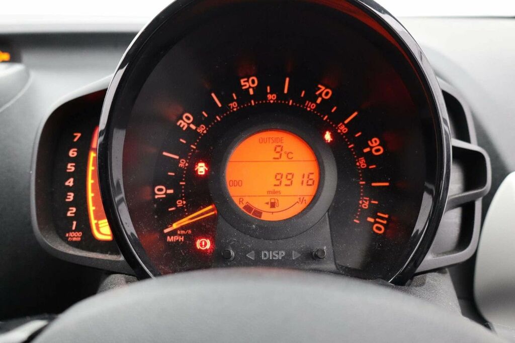 Toyota Aygo X X-press White #16