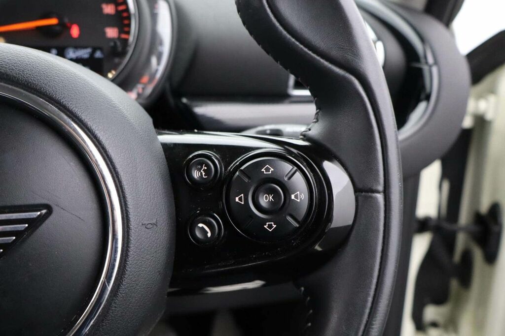 Mini Clubman 1.5 Cooper Classic 6Dr Grey #19