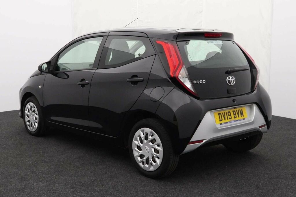 Toyota Aygo X 1.0 Aygo X-play Vvt-i Black #5