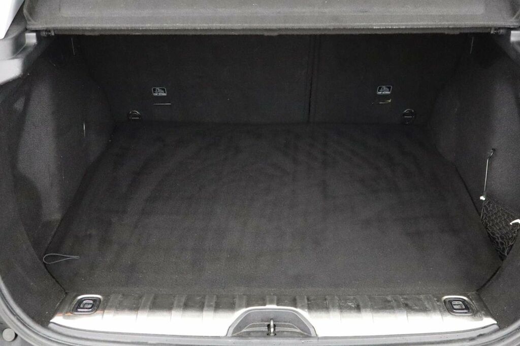 Peugeot 2008 1.2 Puretech Allure White #27