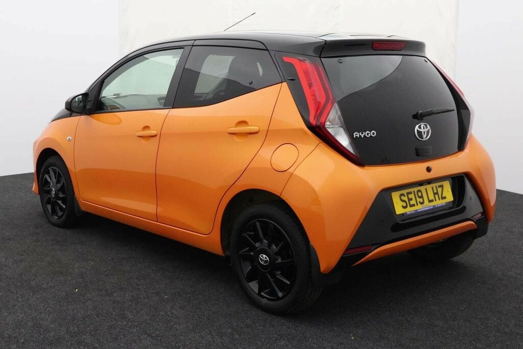 Toyota Aygo X 1.0 Aygo X-cite Vvt-i Orange #5