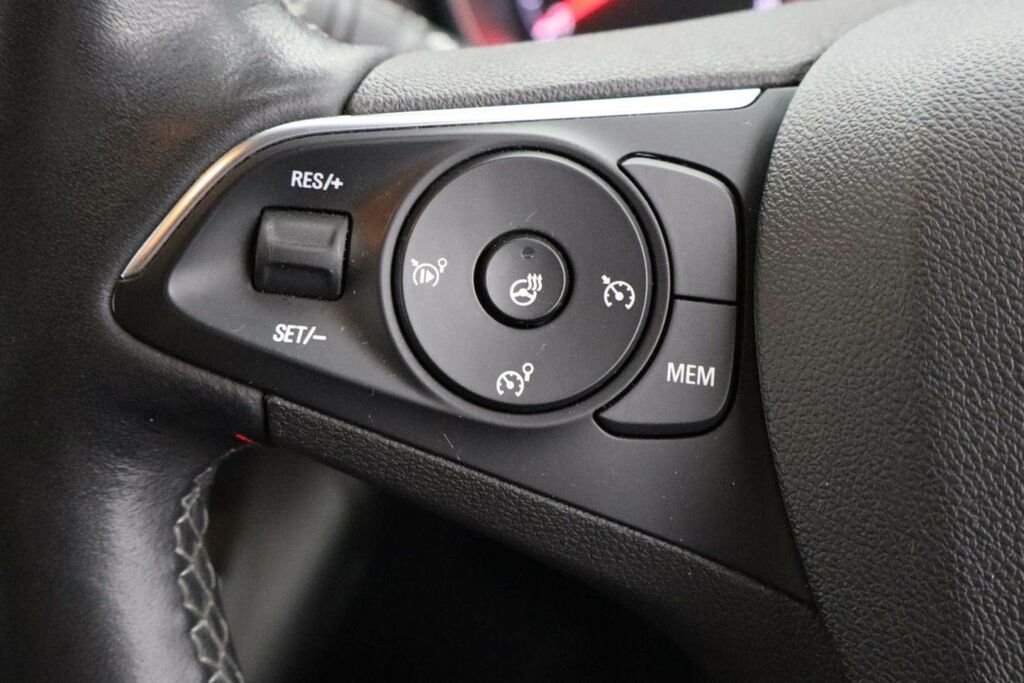 Vauxhall Combo Life 1.5 Turbo D Se 7 Seat Black #16