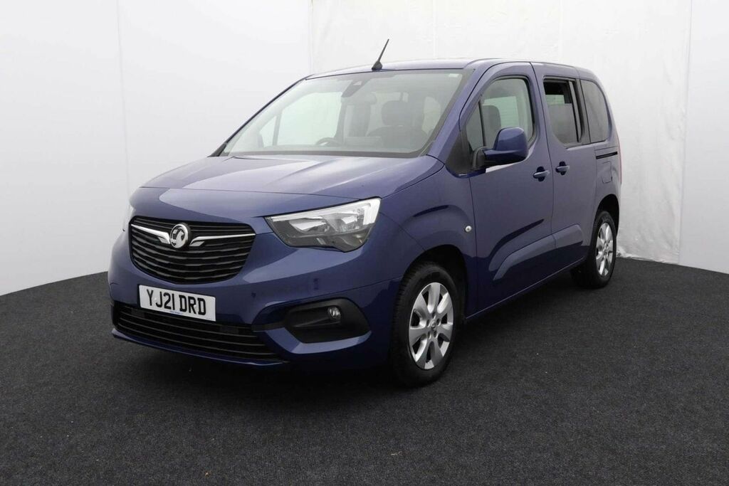 Vauxhall Combo Life 1.5 Turbo D Se 7 Seat Black #3