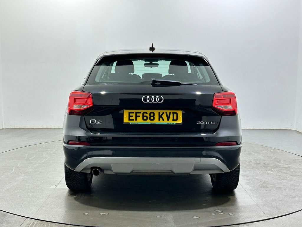 Audi Q2 1L Sport EF68KVD Black #6