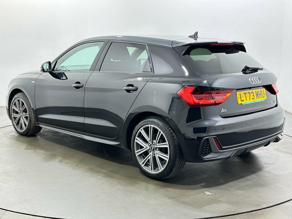 Audi A1 1L S Line LT73MHU Black #5