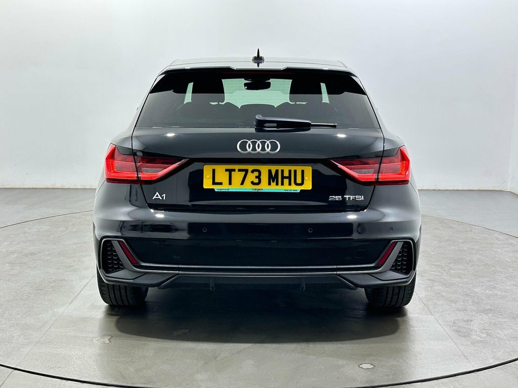 Audi A1 1L S Line LT73MHU Black #6