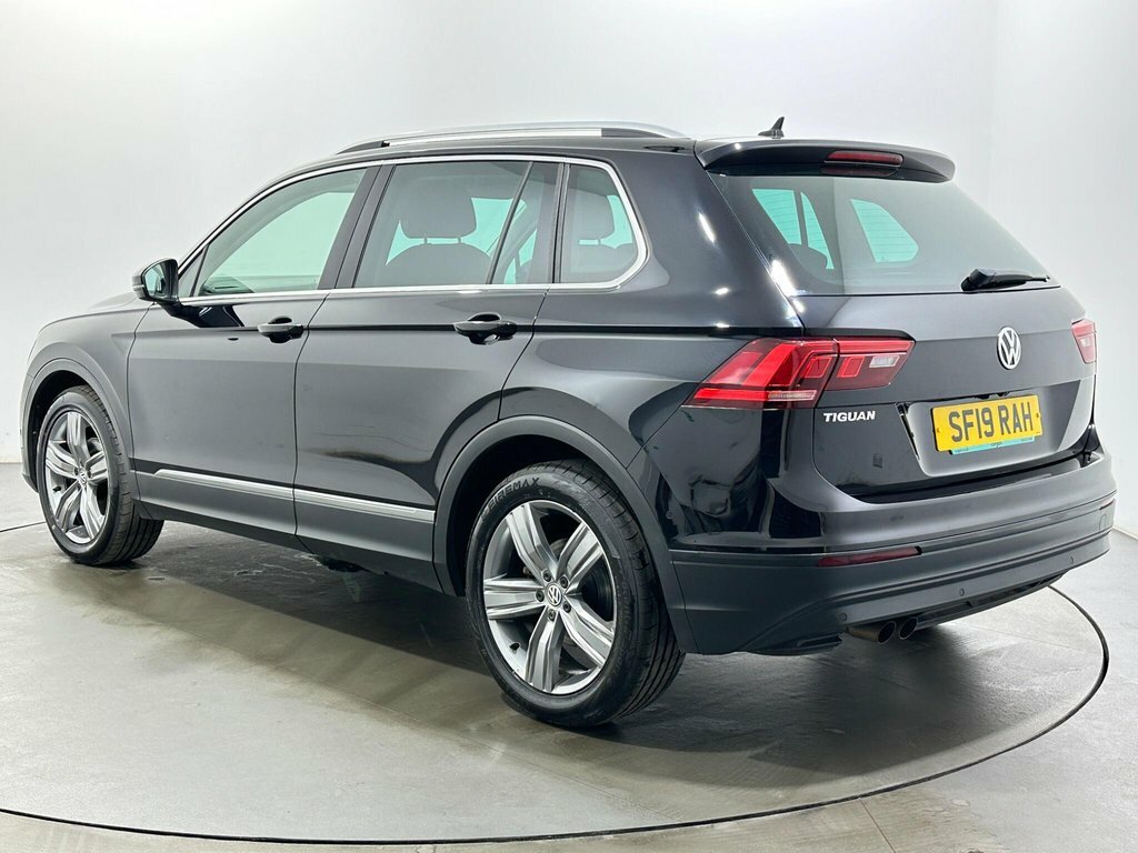 Volkswagen Tiguan 1.5L Match Black #5
