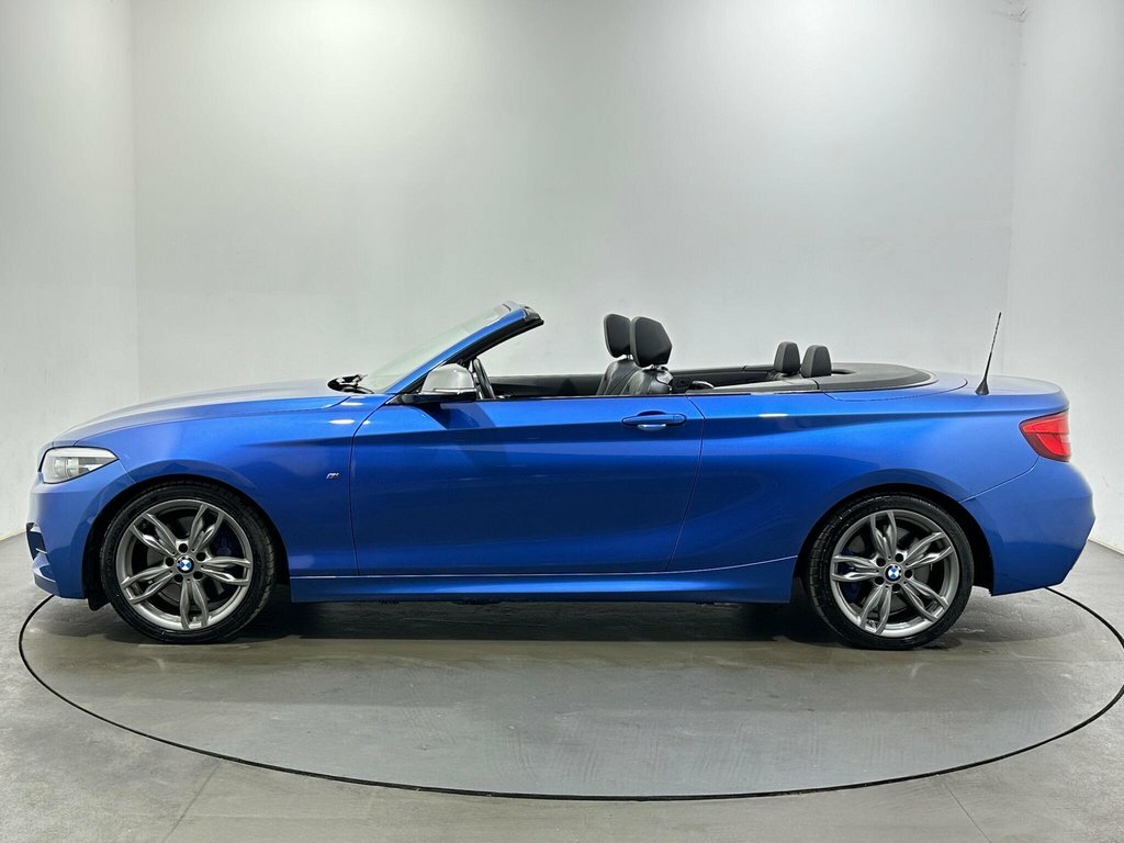 BMW 2 Series Convertible EJ19UVA Blue #4
