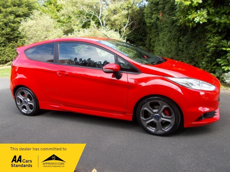 Ford Fiesta 1.6T Ecoboost St-2 Hatchback Red