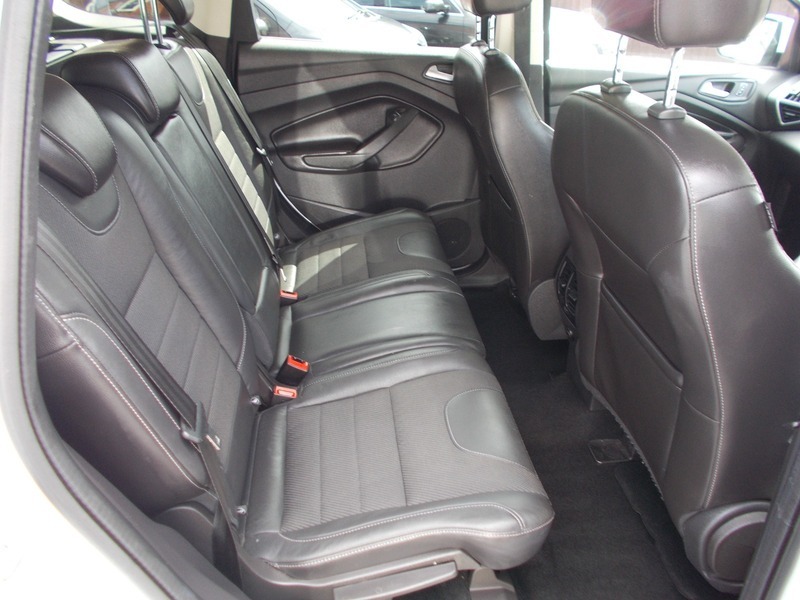 Ford Kuga Titanium X Black #9