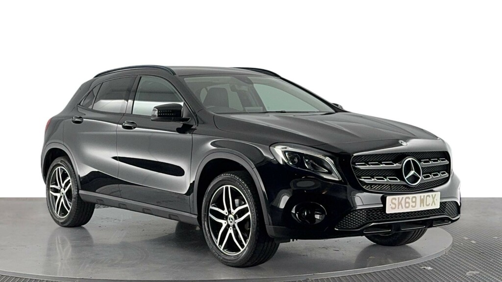 Mercedes-Benz GLA Class 1.6 Gla180 Gpf Urban Edition Suv 7G-dct Black #2