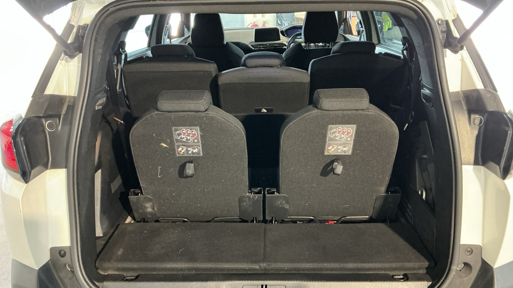 Peugeot 5008 1.5 Bluehdi Active Premium Suv Eat Eu White