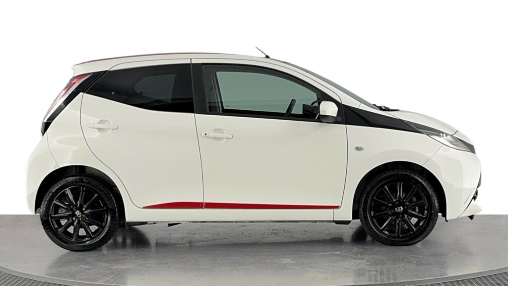 Toyota Aygo 1.0 Vvt-i X-press Hatchback Euro White #3