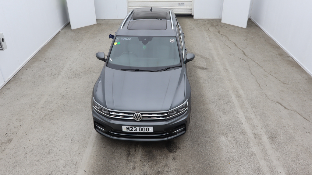 Volkswagen Tiguan 2.0 Tdi R-line Tech Suv Dsg 4Motion Eur Grey