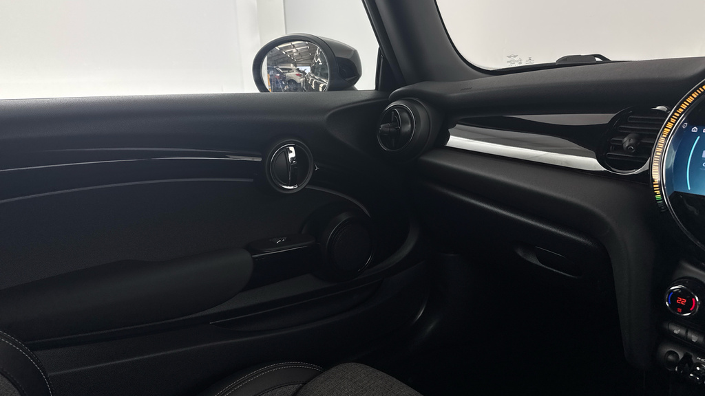 Mini Electric 32.6Kwh Level 2 Black #34