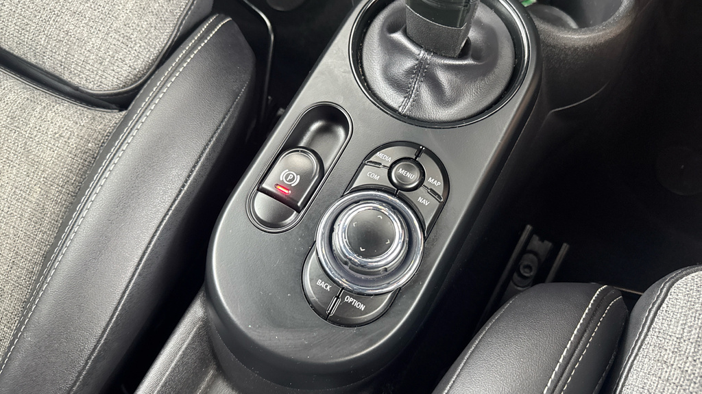Mini Electric 32.6Kwh Level 2 Black #39