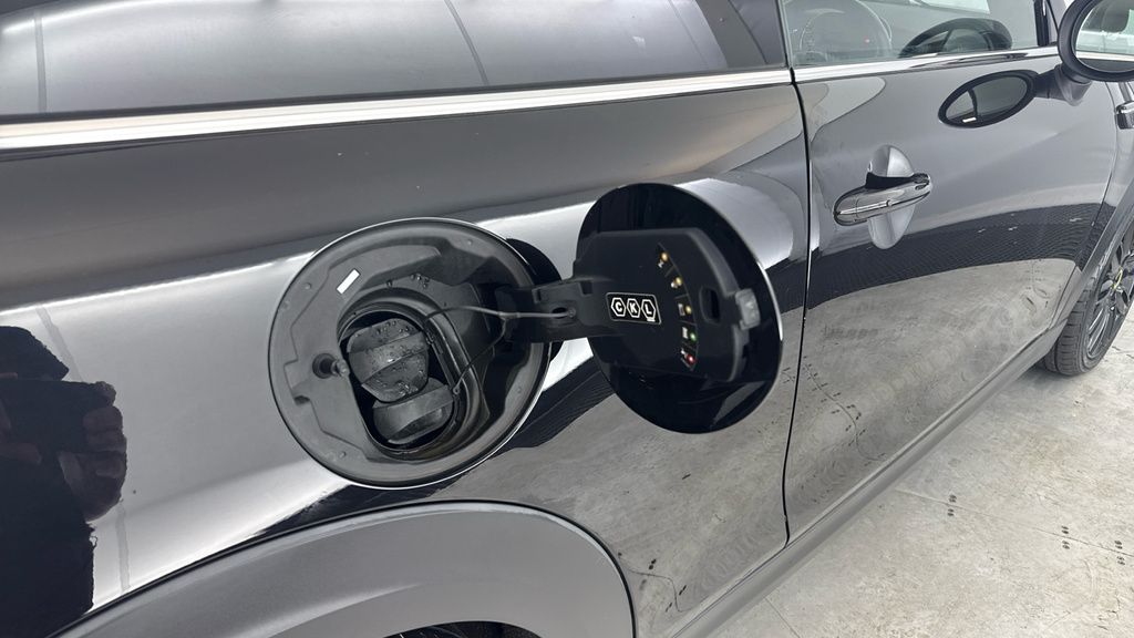 Mini Electric 32.6Kwh Level 2 Black #18