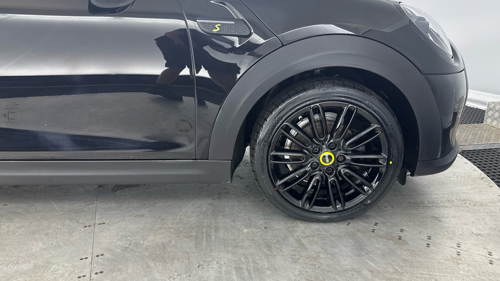 Mini Electric 32.6Kwh Level 2 Black #21