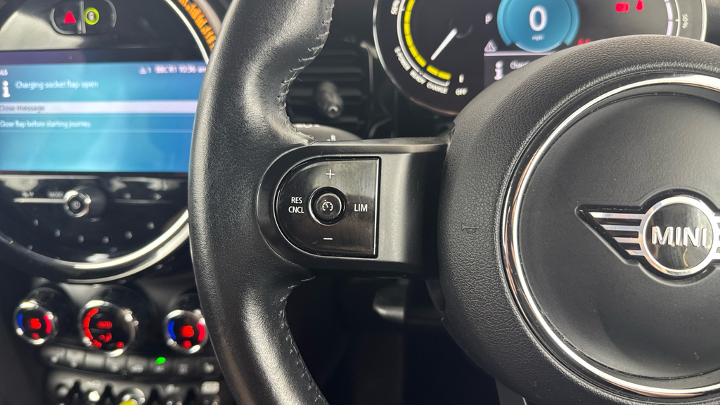 Mini Electric 32.6Kwh Level 2 Black #40