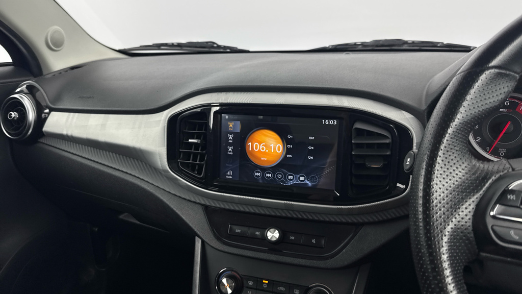 MG MG3 1.5 Vti-tech Excite Black #22