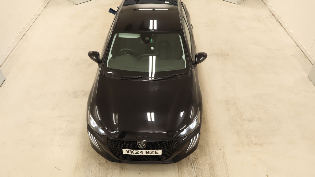 Peugeot 208 1.2 Puretech Allure Hatchback Eu Black