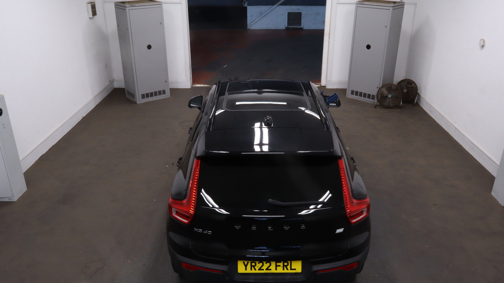 Volvo XC40 1.5H T4 Recharge 10.7Kwh Plus Suv Plug- Black