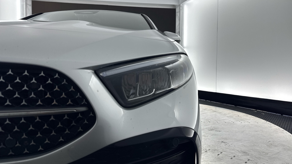 Mercedes-Benz A Class Hatchback White #40