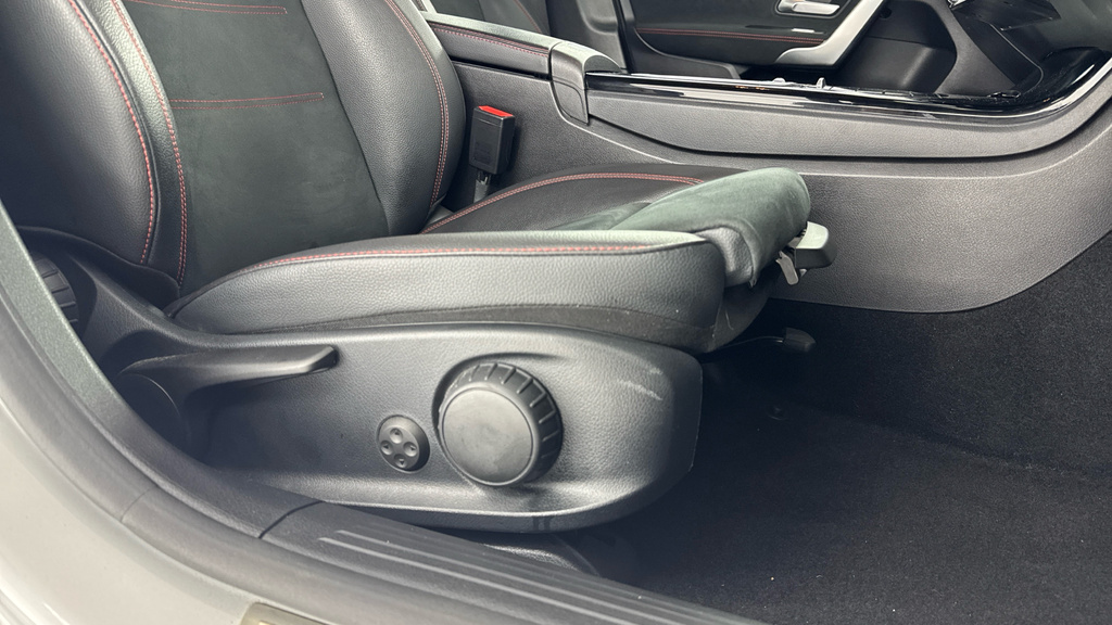 Mercedes-Benz A Class Hatchback White #26
