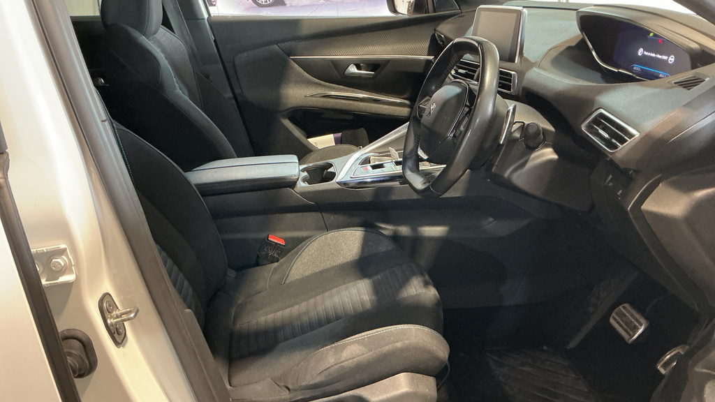 Peugeot 5008 1.5 Bluehdi Active Premium Suv Eat Eu White #3