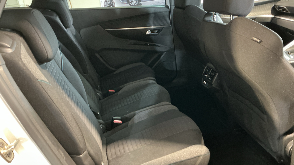 Peugeot 5008 1.5 Bluehdi Active Premium Suv Eat Eu White #2