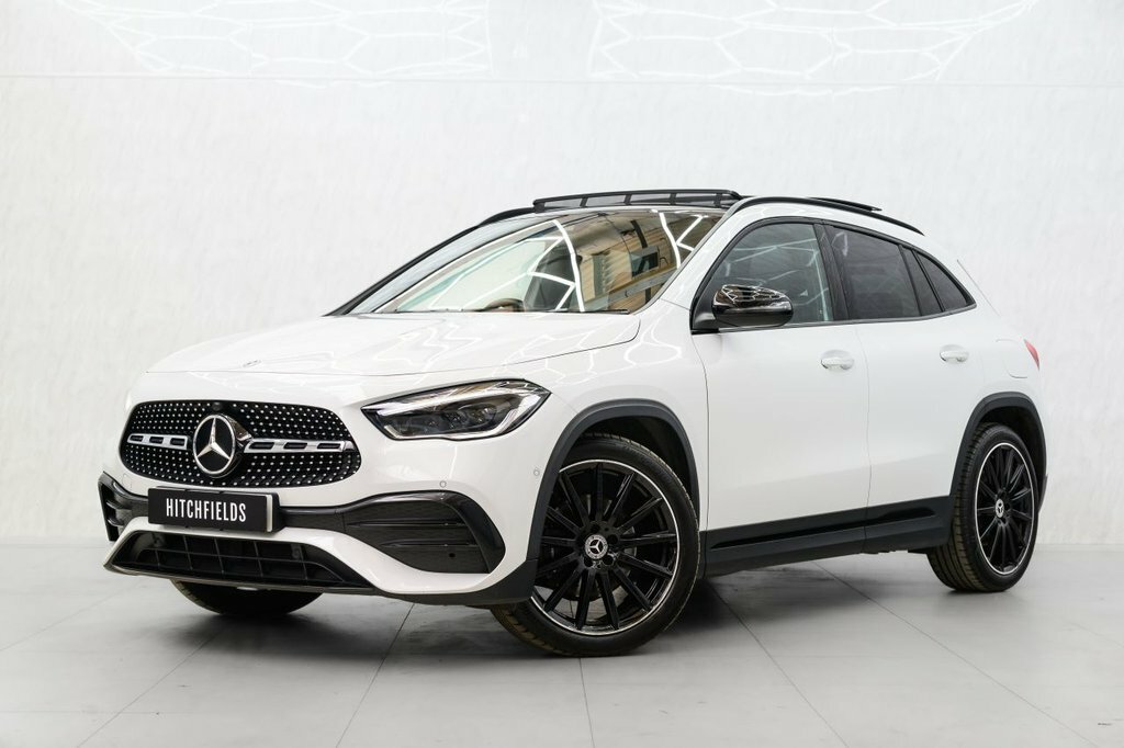 Mercedes-Benz GLA Class 2L Amg Line Night Edition KN72RZR White #6