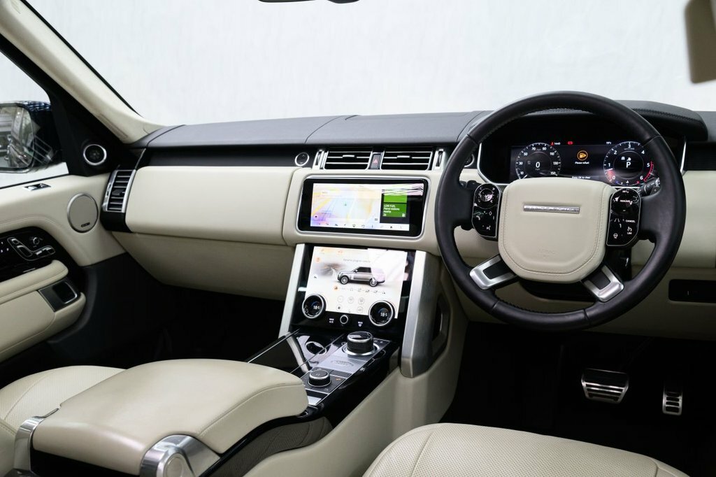 Land Rover Range Rover 3L Westminster Black Grey #3