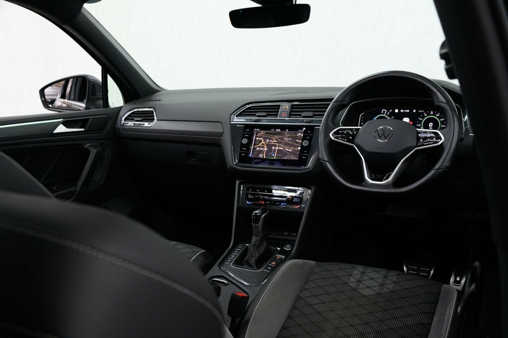 Volkswagen Tiguan 1.4L R-line Grey #3