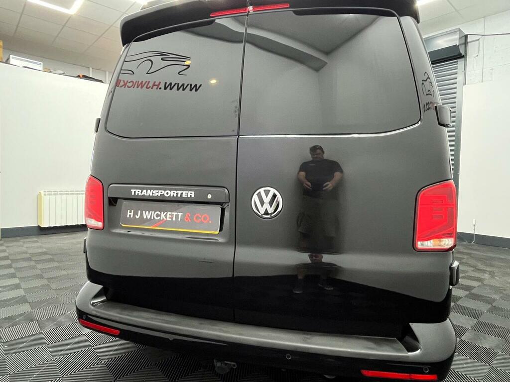 Volkswagen Transporter Panel Van 2.O T28 Highline Camper 202020 Black #4