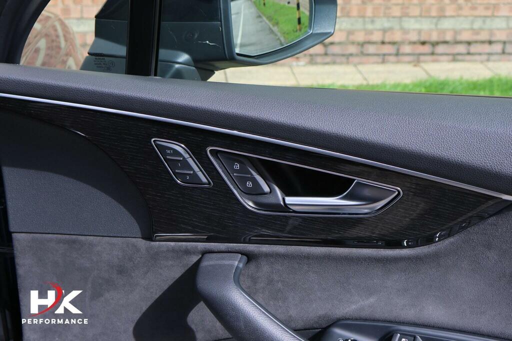 Audi Q7 Suv Black #44