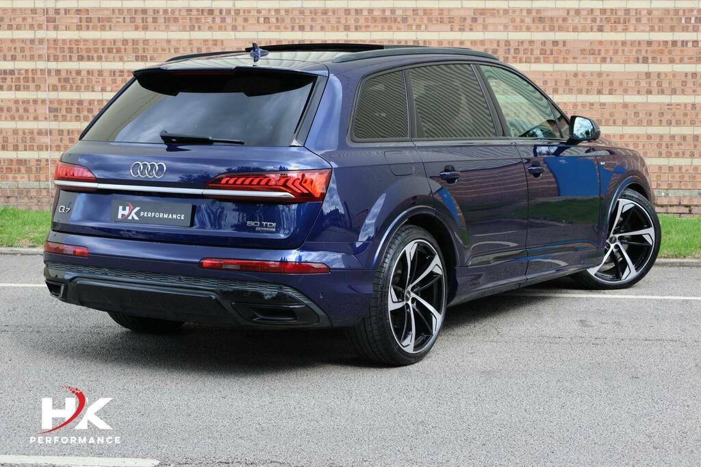 Audi Q7 Suv Black #16