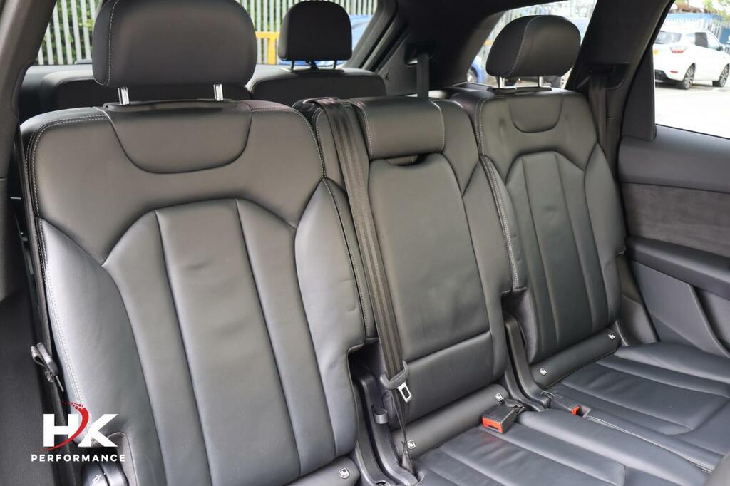 Audi Q7 Suv Black #40